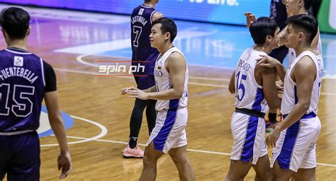 Ateneo player Jacob Lao now Converge assistant team manager.